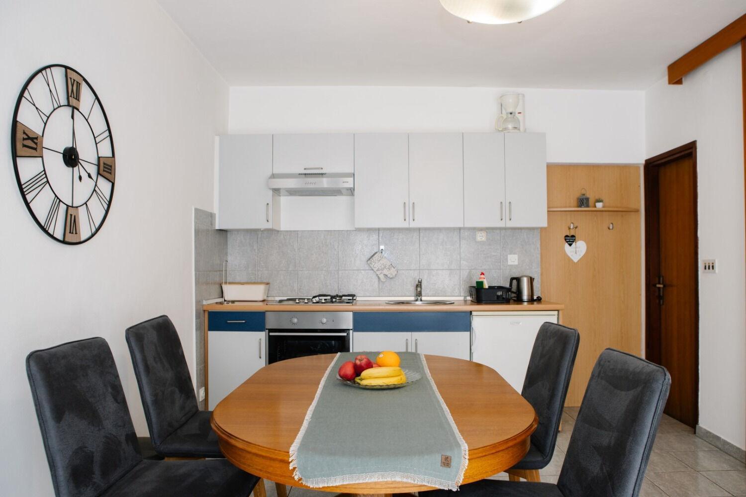 Apartments Petri - Close To The Sea Тисно Екстериор снимка