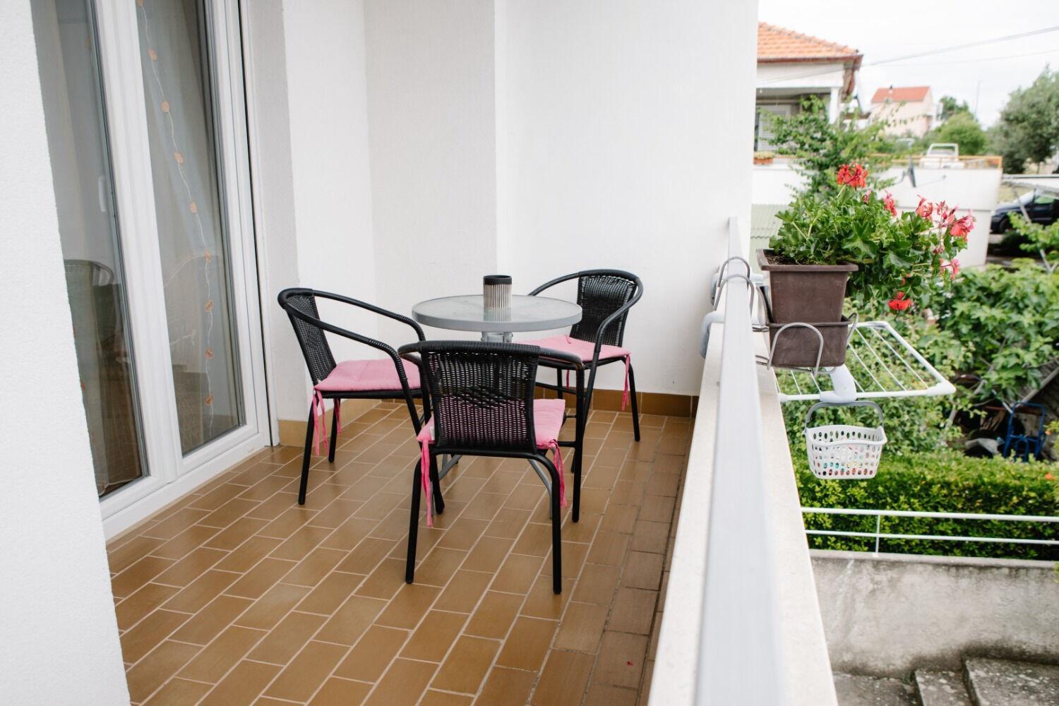 Apartments Petri - Close To The Sea Тисно Екстериор снимка